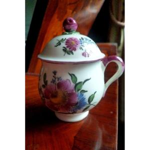 Cream Pot, Soft Porcelain De Mennecy Eighteenth Time