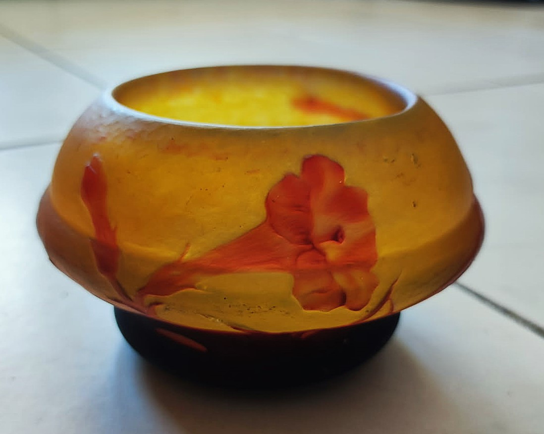 Coupe ou vase Art Nouveau de Daum # Nancy vers 1910 fleurs de tabac à l'acide. Gallé, Muller