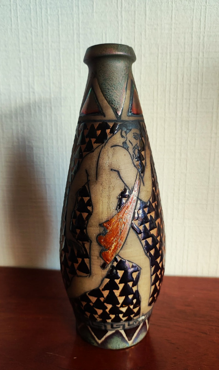 Vase décor néogrec de Pierre Almès chez BACS Golfe Juan ~1922. Barol, Ciboure, Massier Floutier