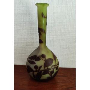 Emile Gallé , vase soliflore vers 1900, décor à l'acide. Nancy, Daum, Lalique, Muller, Schverer