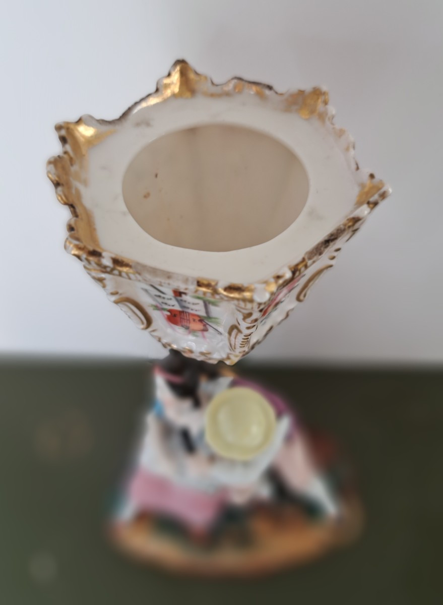 Paris Porcelain Couple Under A Lantern-photo-5