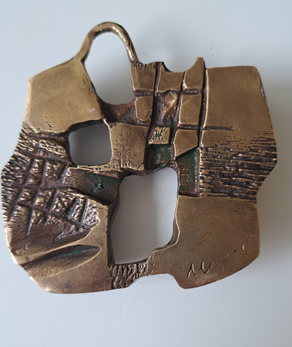 sculpture pendentif en bronze de l'artiste Bulgare Nicolas Manev-photo-2