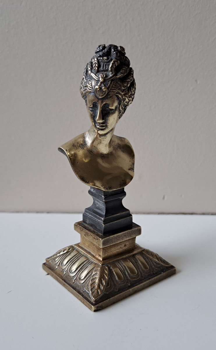 petit buste de Diane de Poitiers d'après Jean Goujon