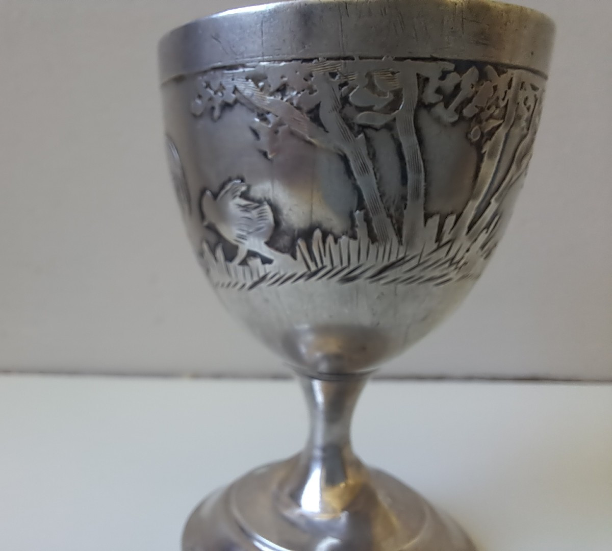 Solid Silver Egg Cup With Basse Cour Decoration-photo-2