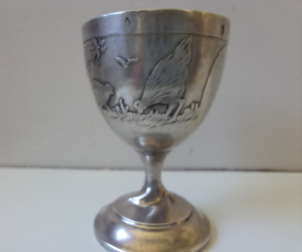 Solid Silver Egg Cup With Basse Cour Decoration-photo-4