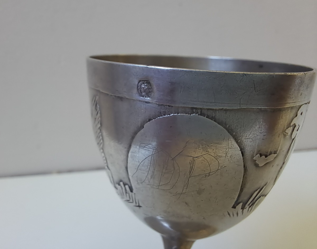 Solid Silver Egg Cup With Basse Cour Decoration-photo-1