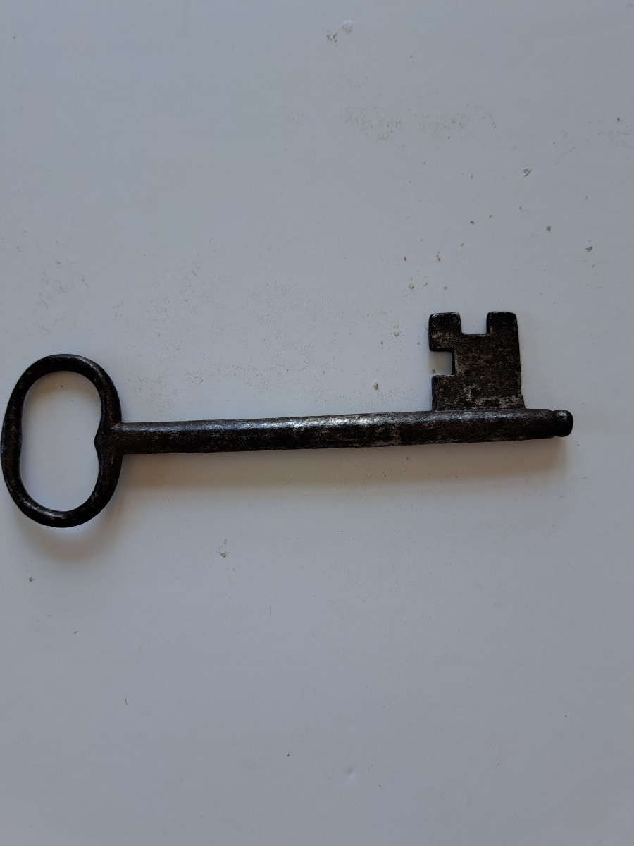 Lot Of Keys From The 17th And 18th Centuries-photo-2