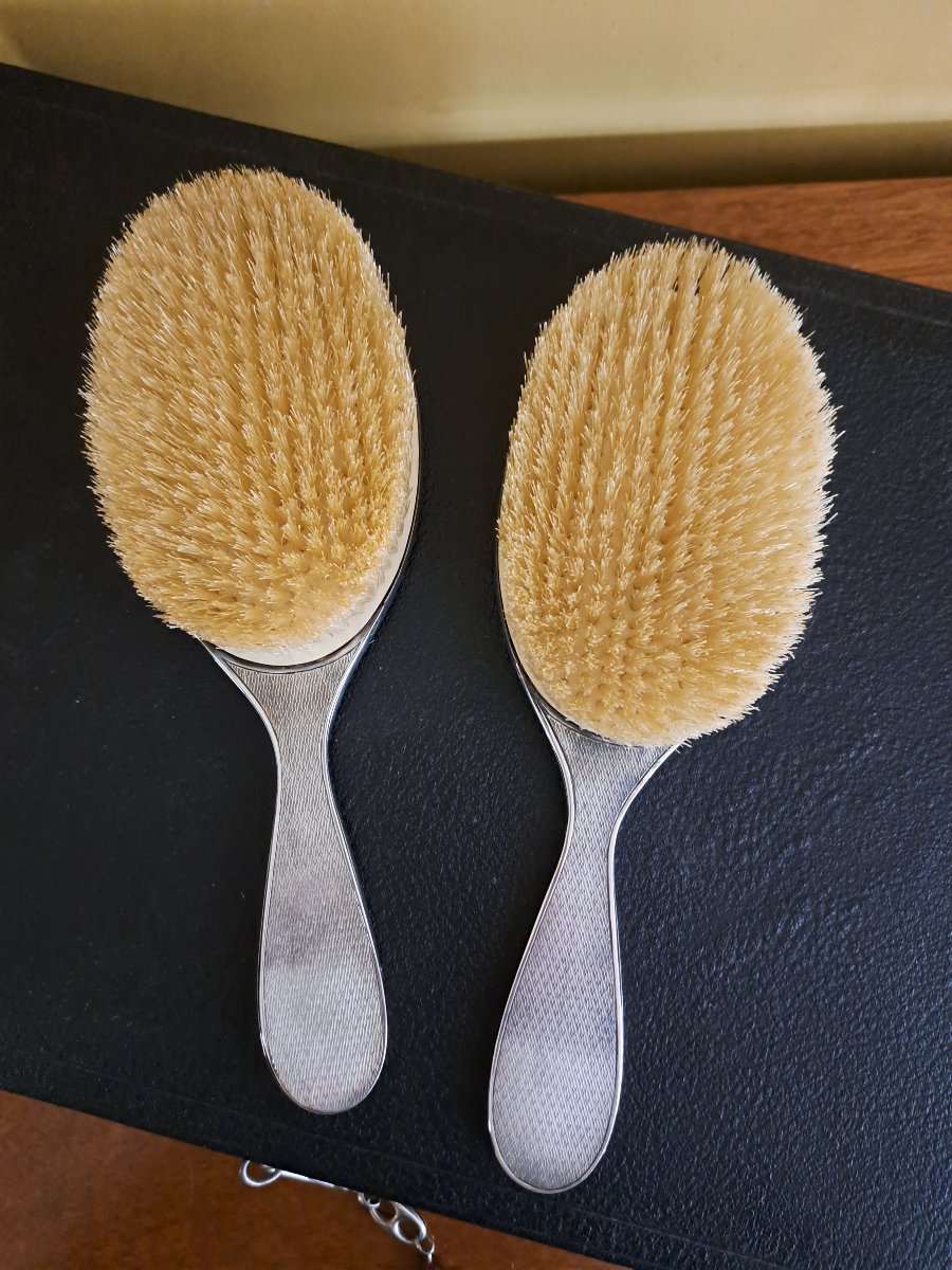 Travel Set Brushes And Mirror In A Year 50 Box-photo-5