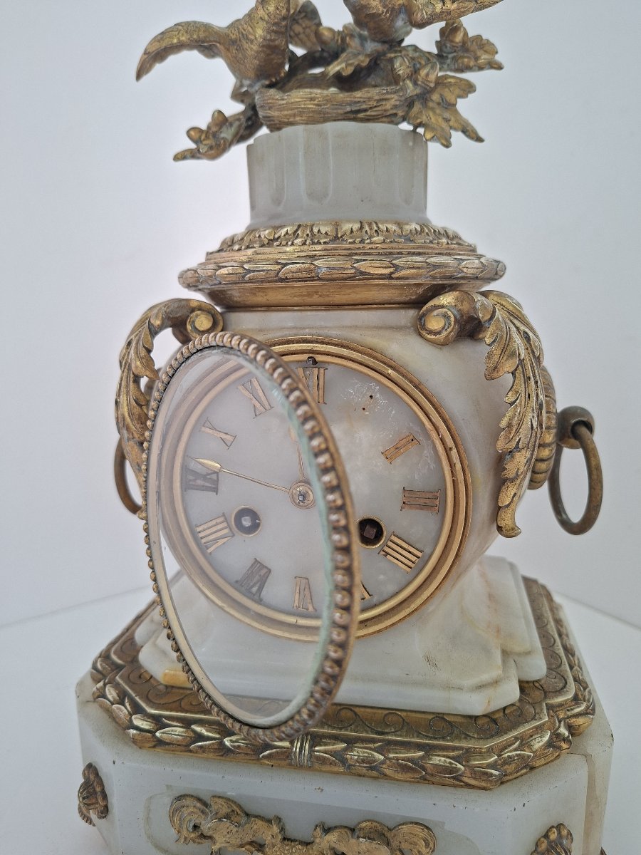 Louis XVI-style Bedroom Clock -photo-2