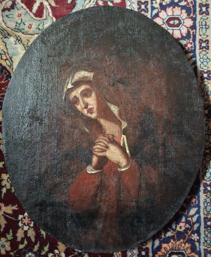 Vierge ou Sainte Femme huile sur toile XVIII eme siècle format oval