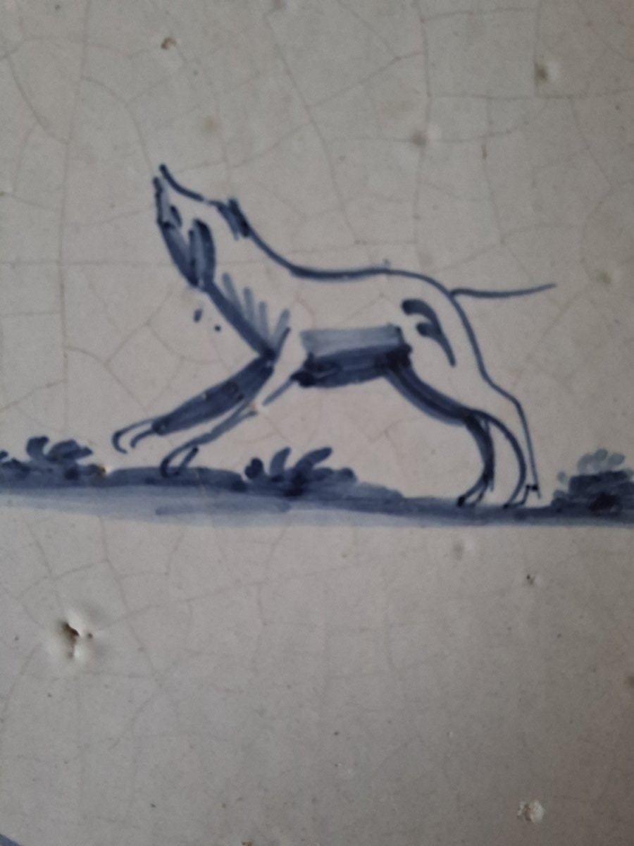 Set Of Two 18th-century Delf Tiles With A Dog Motif -photo-3