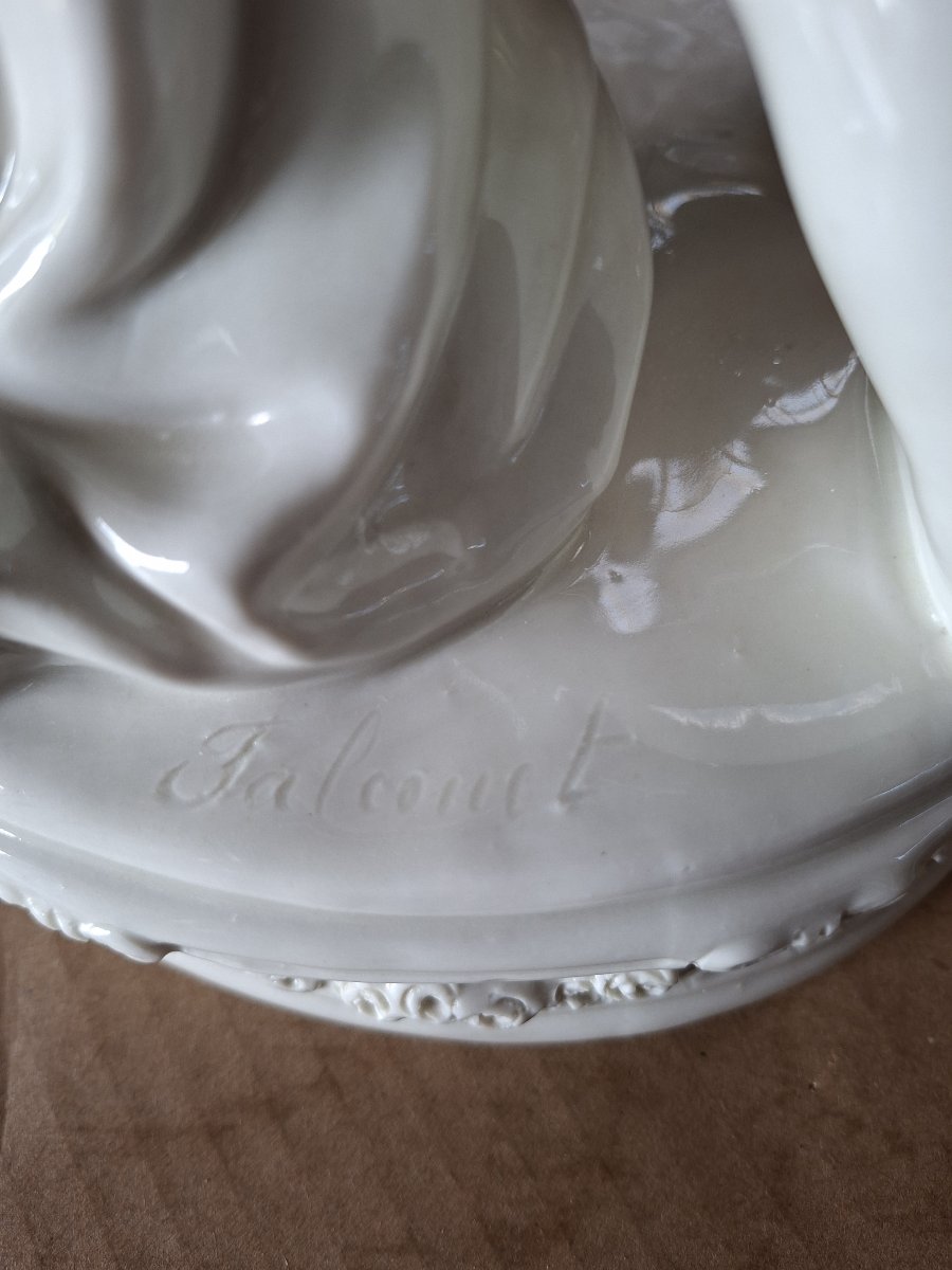 groupe d'angelots en porcelaine de Capodimonte d'après Falconnet-photo-6