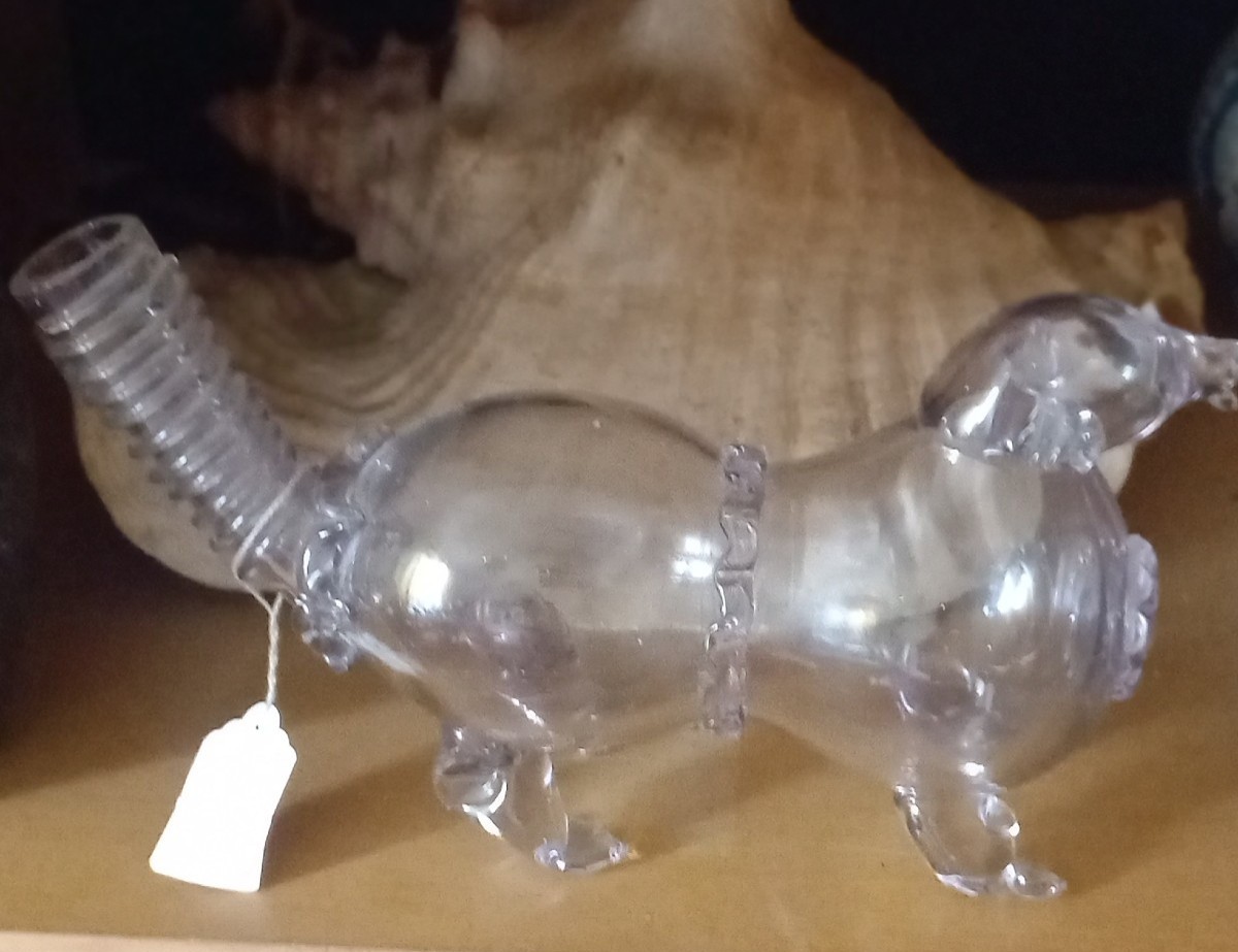 Lampe à Huile zoomorphe En Verre 