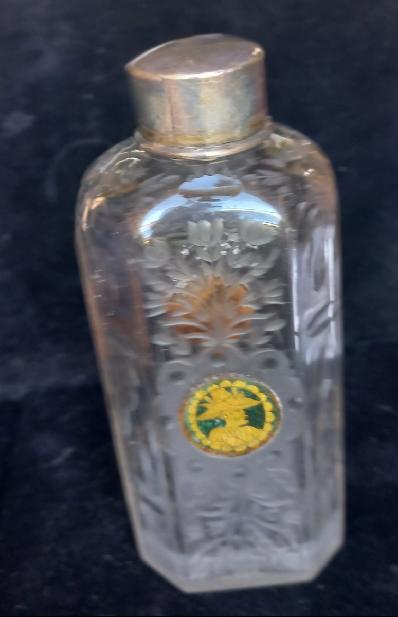 Flacon En Verre De Bohême avec 2 médaillons eglomisés -photo-6
