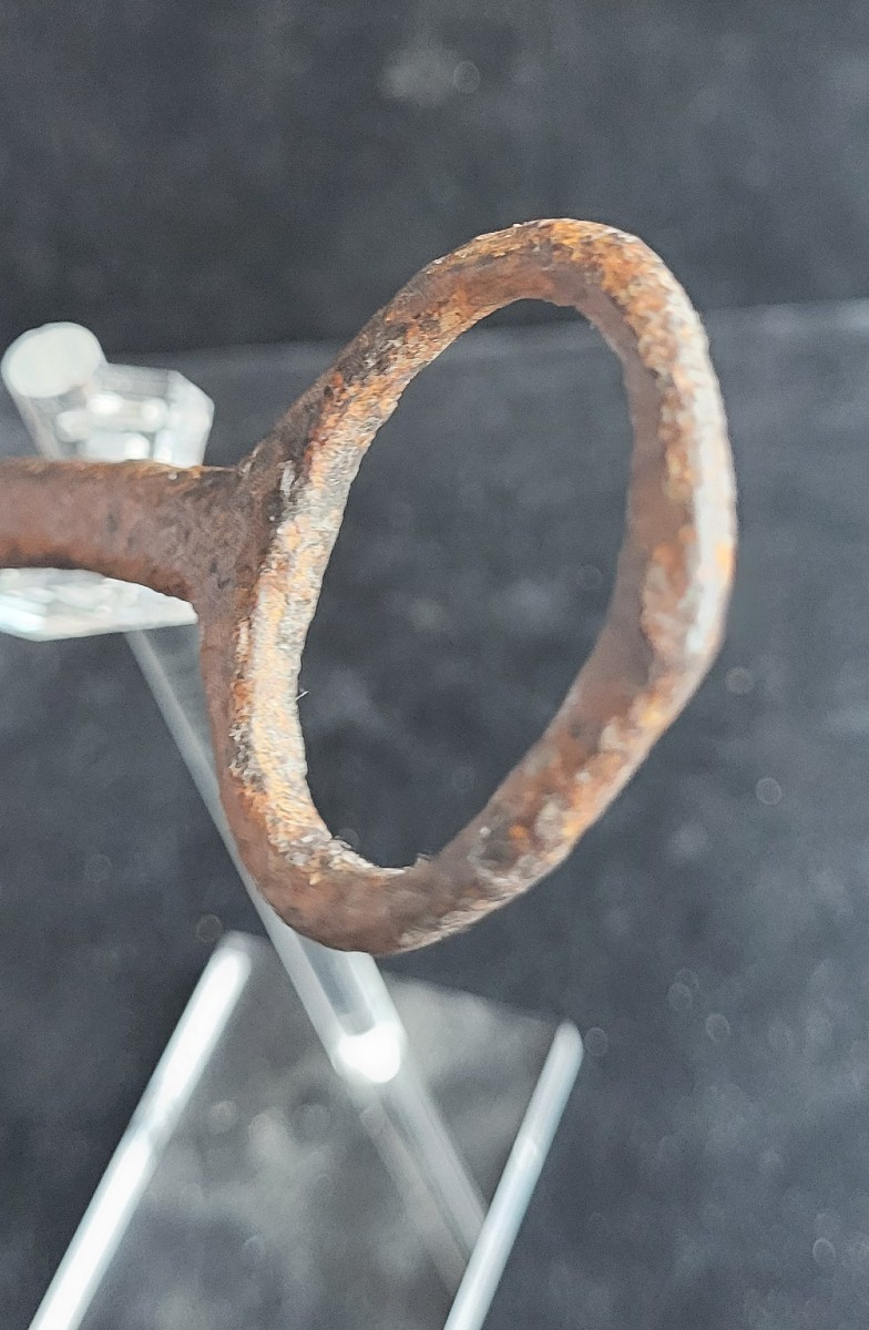 Clé En Fer Forgé Du XIe Ou Du XIIe Siècle -photo-4