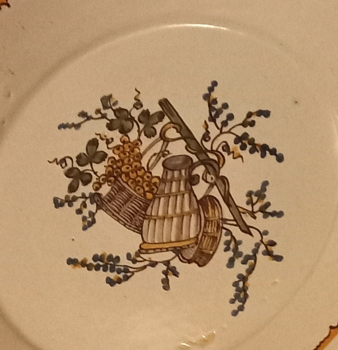 Earthenware Plate With Agricultural Decor-photo-1