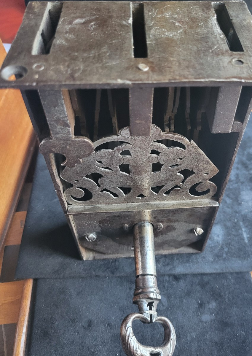 Master's  Lock With Its Key -photo-3