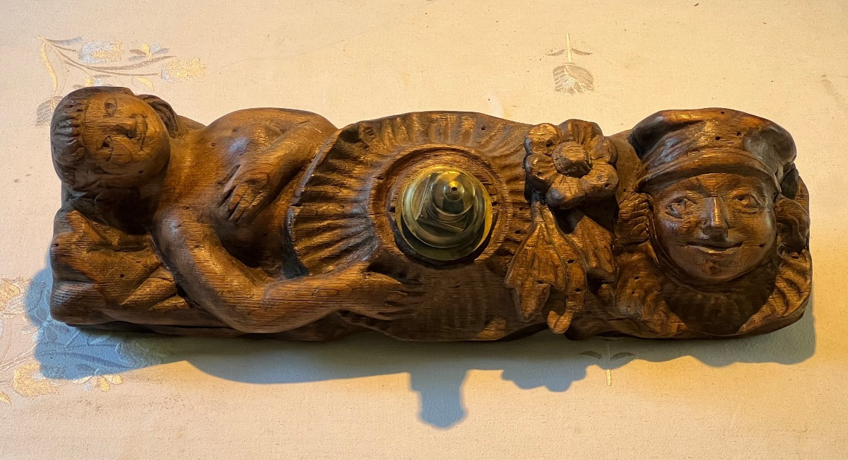 Verrou de fût en bois sculpté 