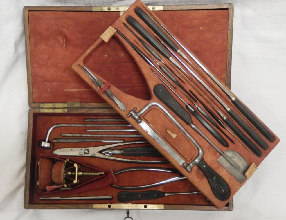 Coffret De CHIRURGIE par CHARRIÈRE à Paris-photo-2