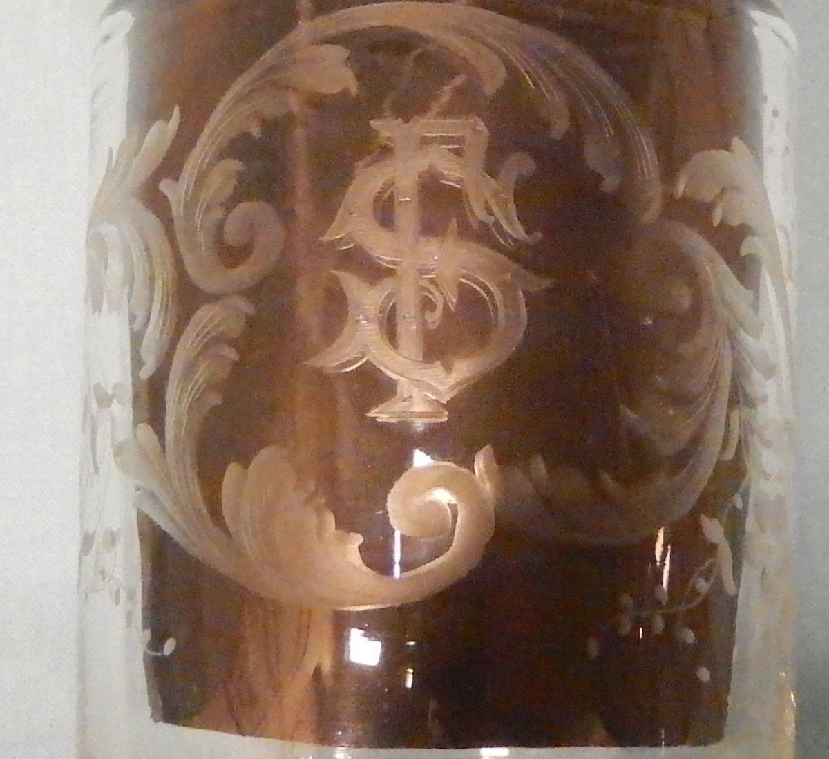 Etched Glass In Its Travelling Case-photo-4
