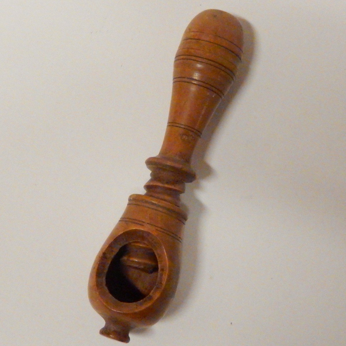 Casse Noisette En Buis-photo-4