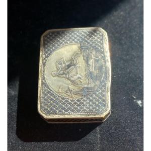 Russian  Snuffbox  From Veliki Oustioug In Silver With Niello