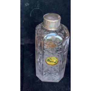 Flacon En Verre De Bohême avec 2 médaillons eglomisés 