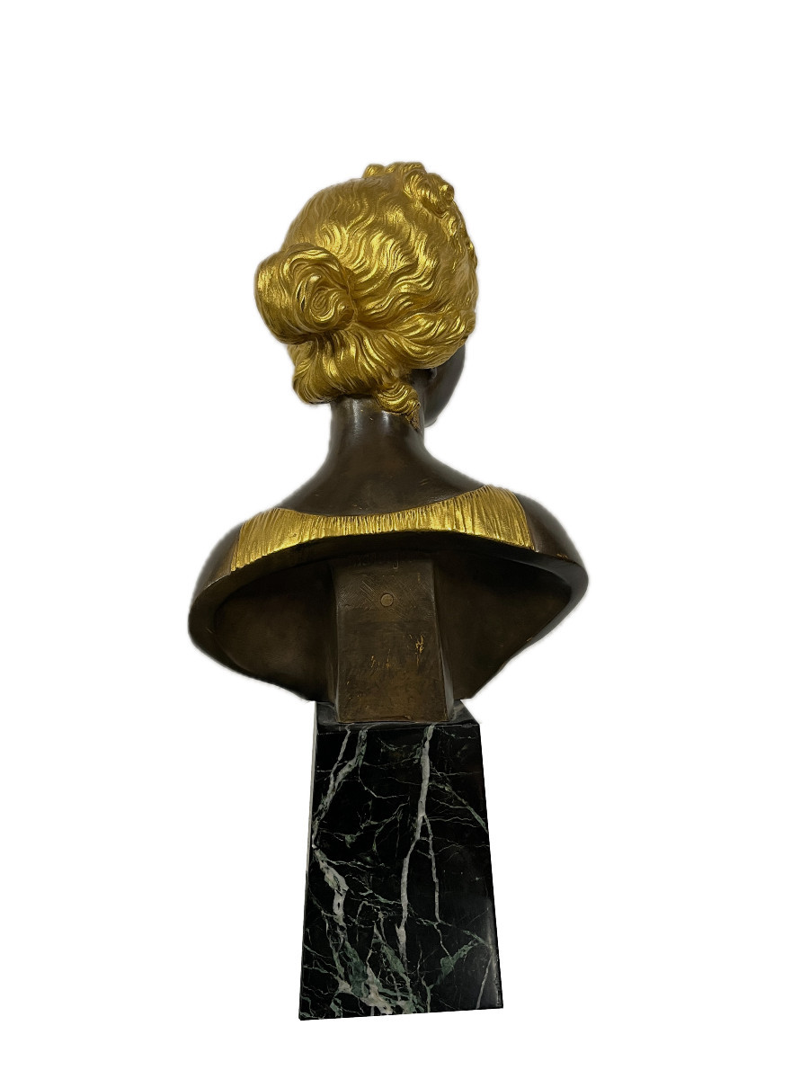 Bust Of An Elegant Woman In Gilt Bronze And Brown Patina By Joseph-charles Marin 1759-1834-photo-2