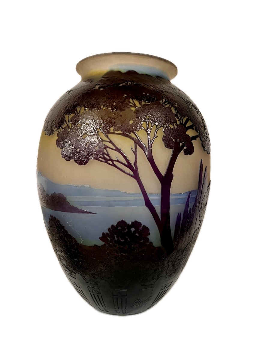 Gallé Vase. Lake Como.-photo-2