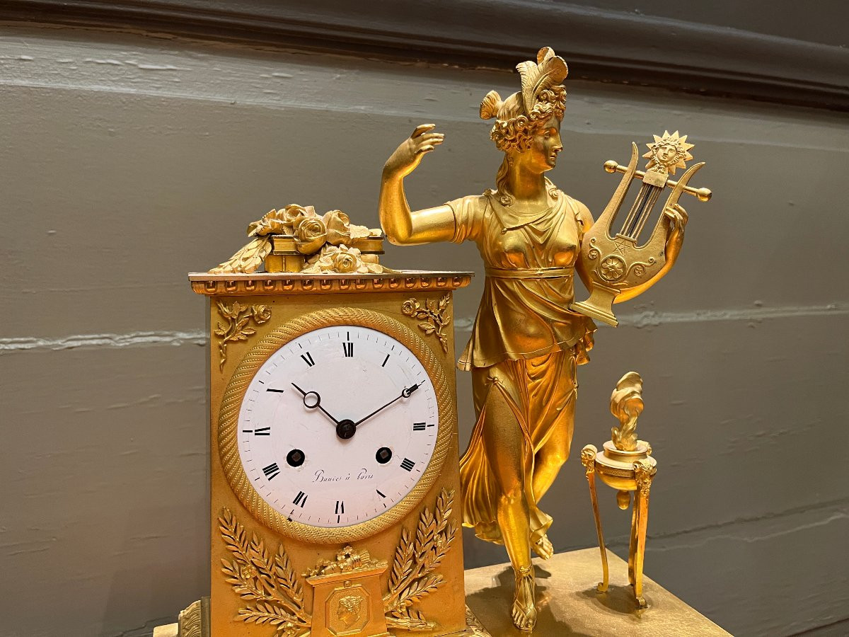 Pendule Empire Bauve à Paris. Muse en bronze doré athénienne - pot à feu XIXème-photo-4