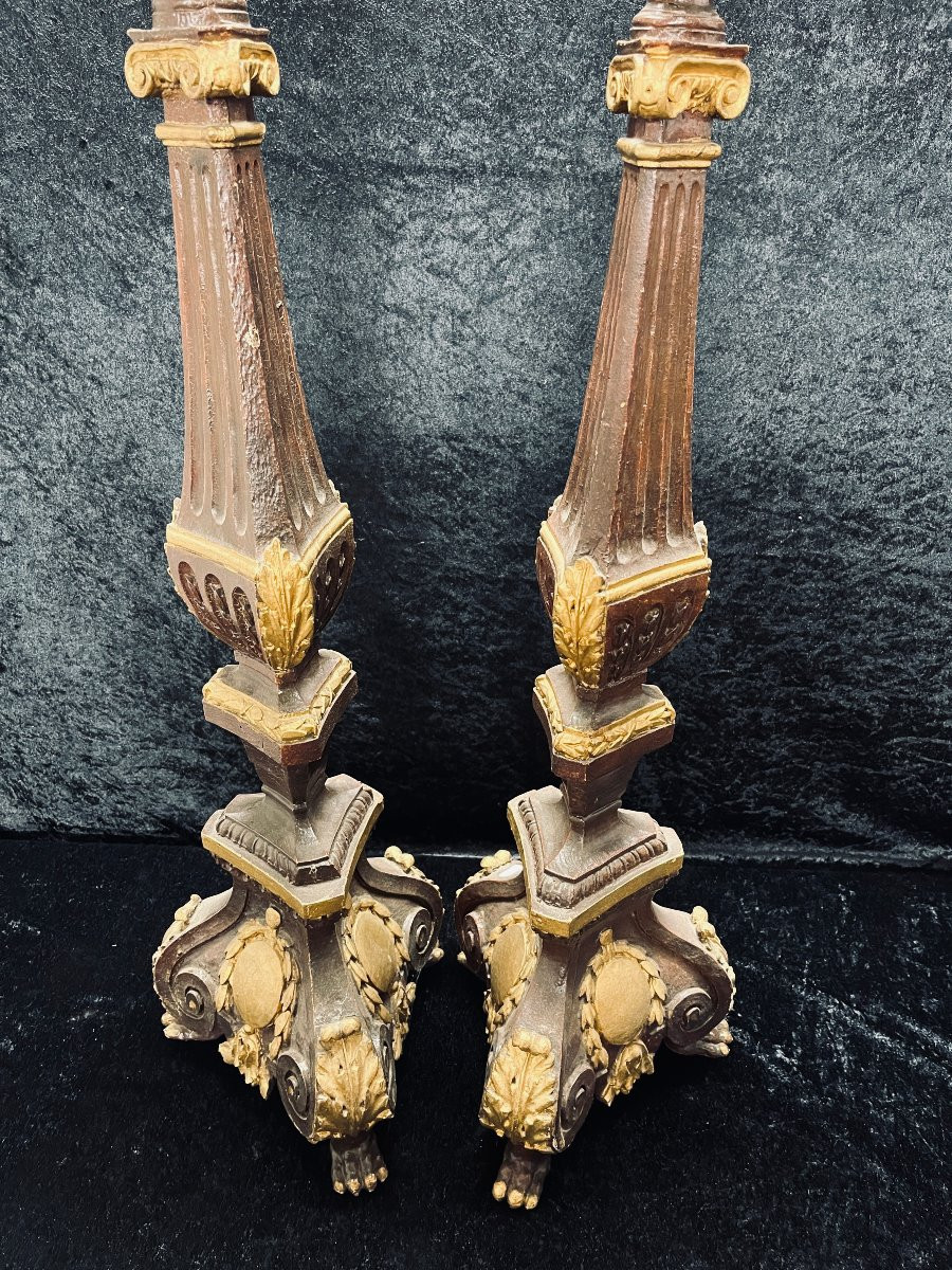 Paire de piques-cierges Bougeoirs en bois sculpté et polychromé d'époque XIX°-photo-3