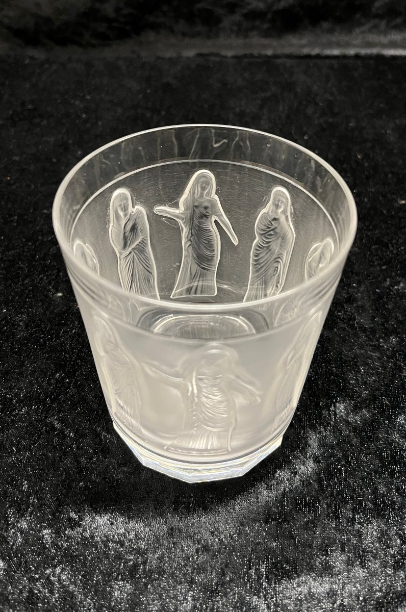 Lalique Glass France - Model: Women In Antique Style-photo-1