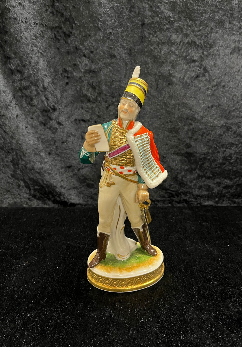 Figurine officier allemand en porcelaine de Rudolf Kämmer 