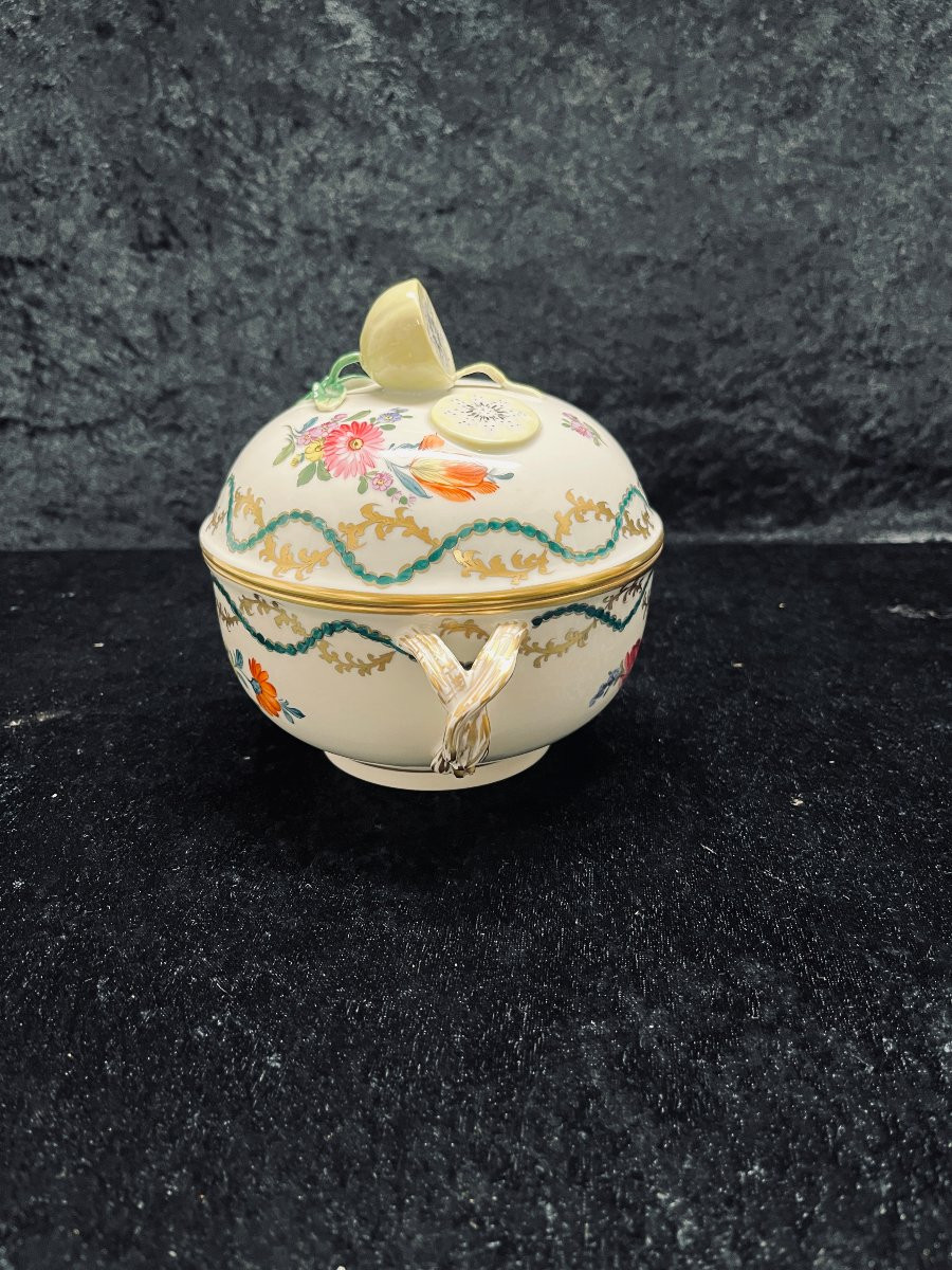 Sucrier en  porcelaine de Dresde-photo-4