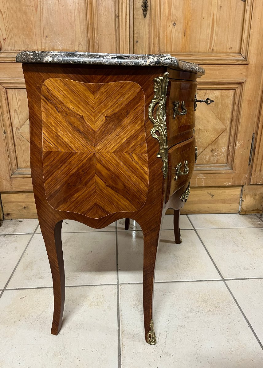 Commode Sauteuse de style Louis XV  en bois de rose-photo-4