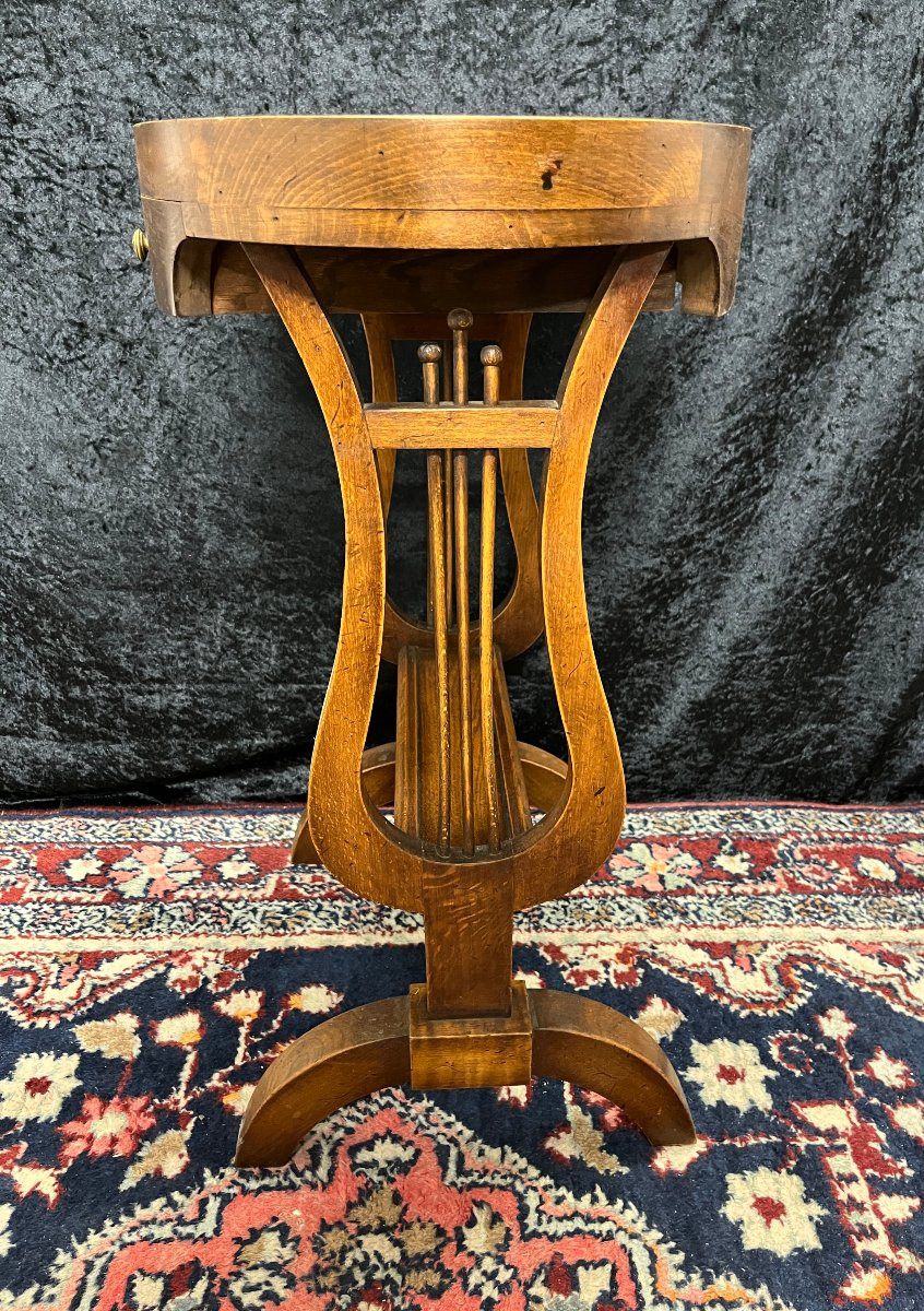 Restoration Style Lyre-style Pedestal Table-photo-1