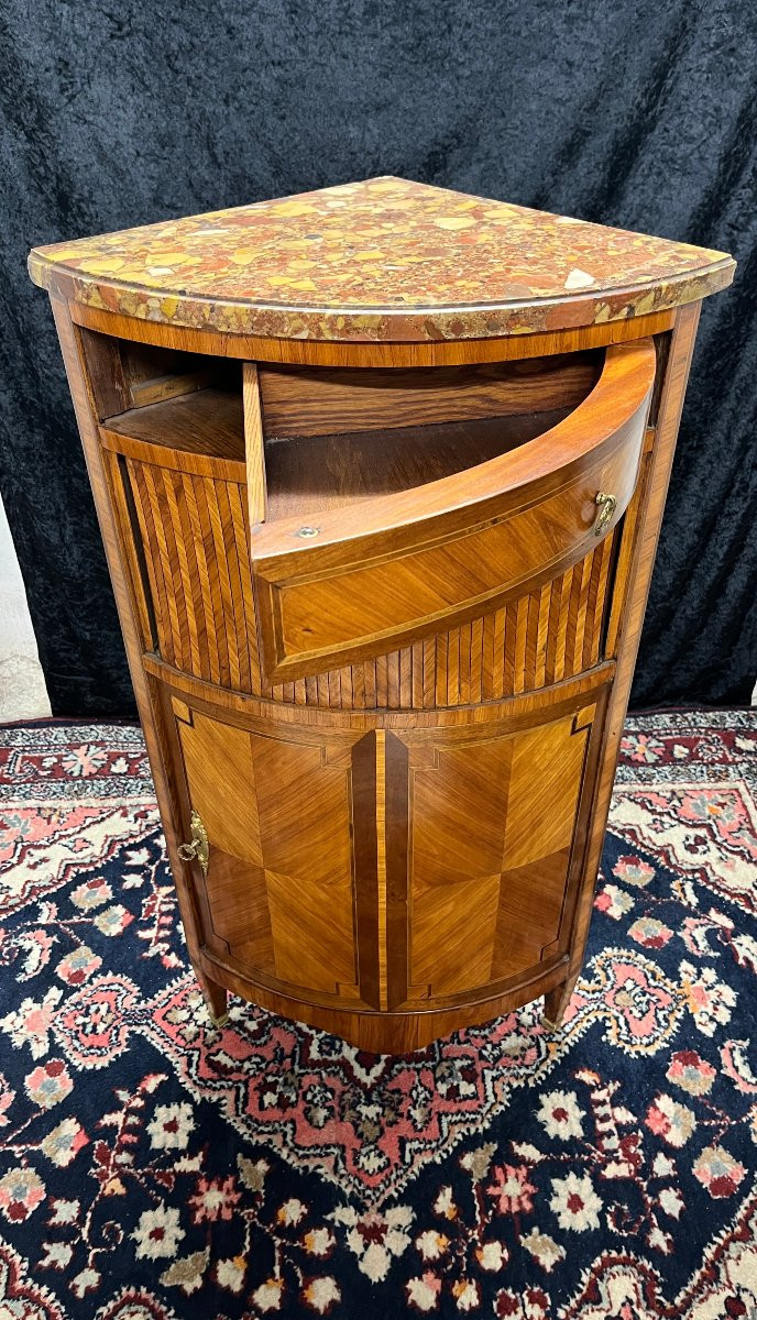 Encoignure de style Louis XVI Faubourg Saint Antoine -photo-1