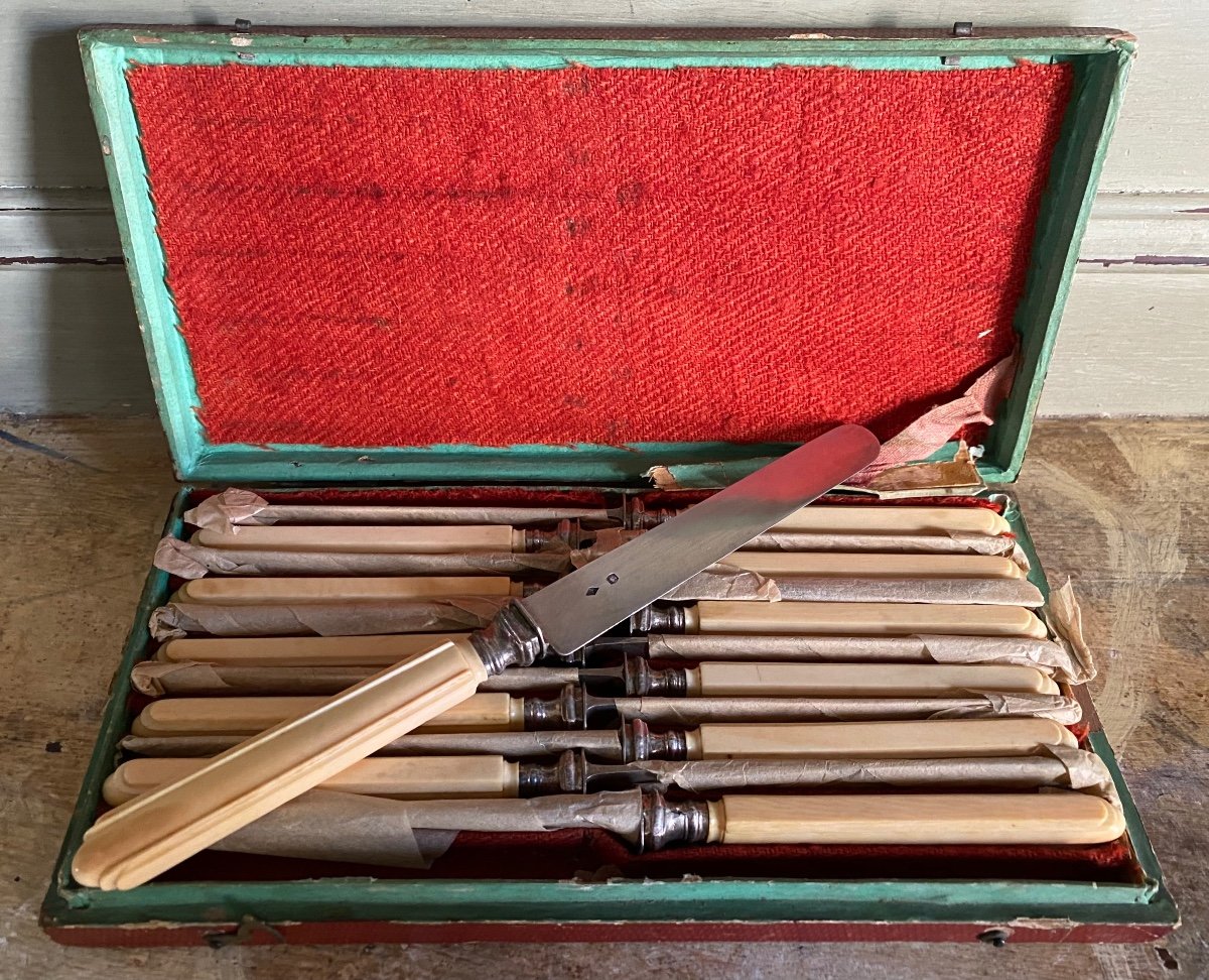 12 Dessert Knives, Silver Blades, 19th Century