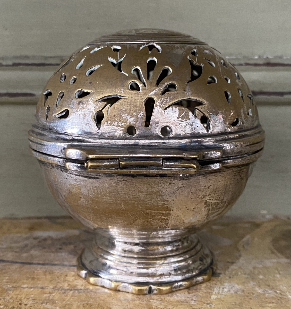 Sponge Ball, Silver-plated Metal, 18th Century-photo-3