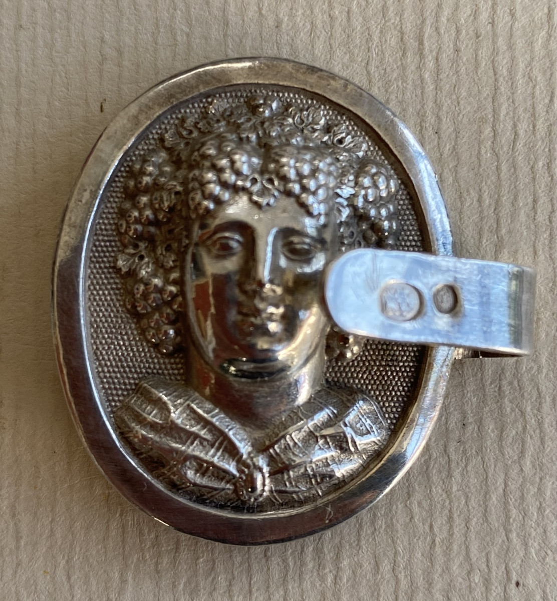 Bacchus, Boucle de cape, argent-photo-2