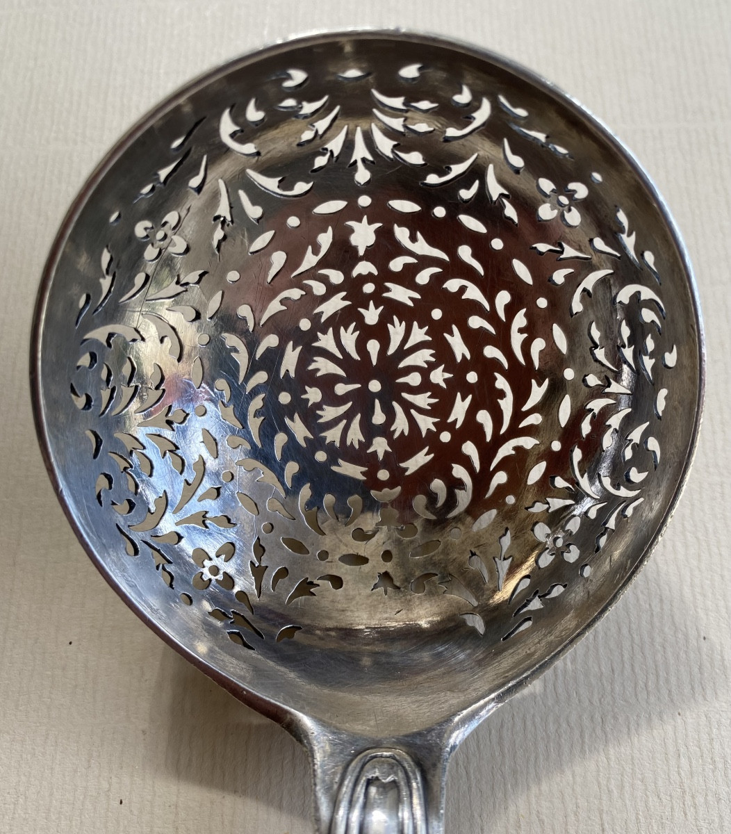 Sugar Spoon, Sprinkler, Silver, Threaded Shells-photo-2