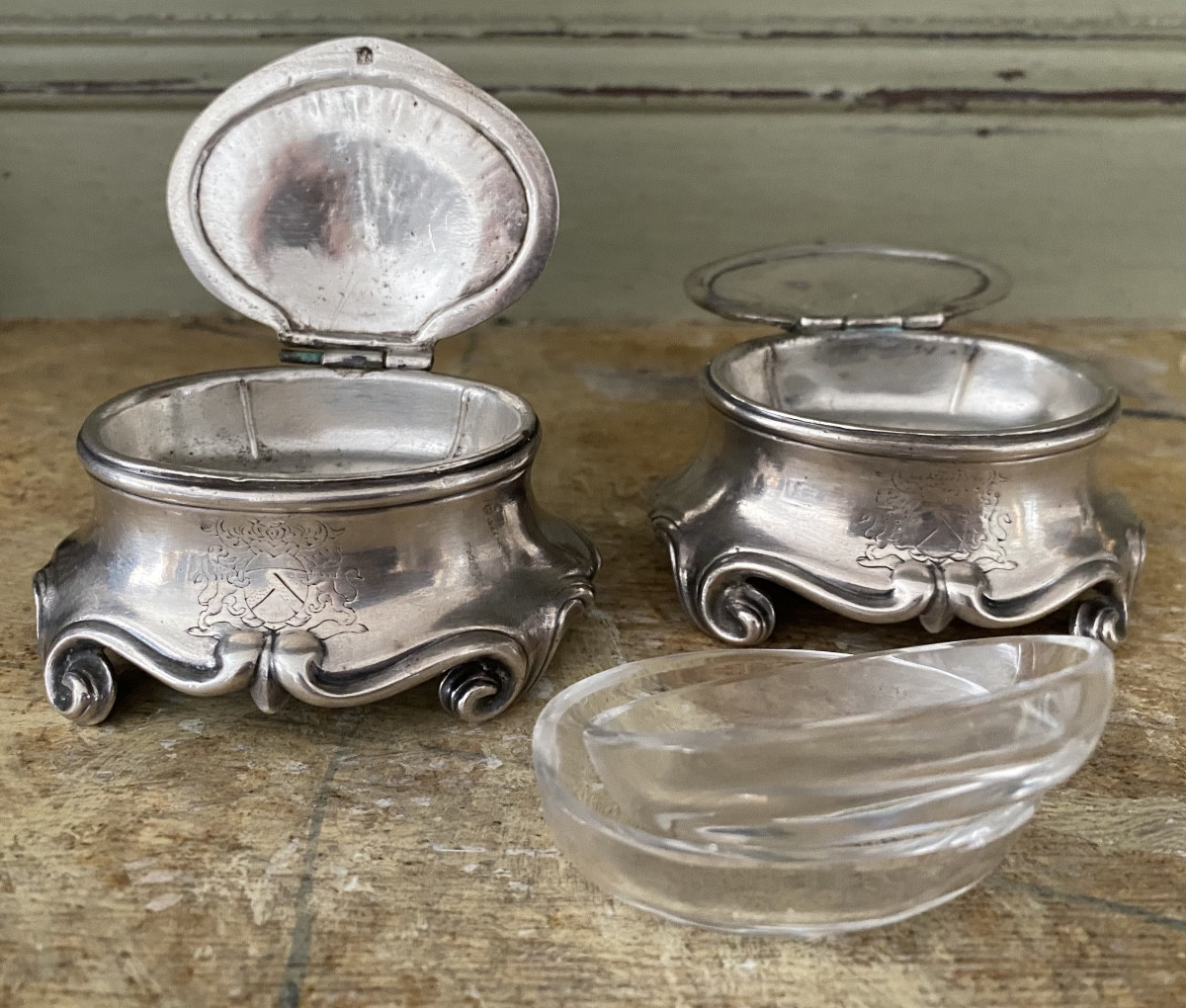 Barthélémy Rieumes, Paire de salières, argent, armoiries, Toulouse 1756-photo-4