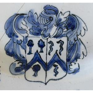 Nevers, Plat, faïence, armoiries, collection Chavaillon