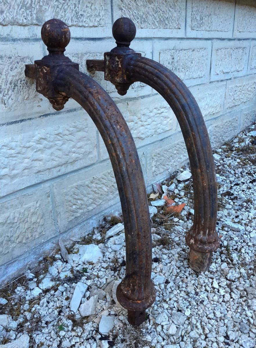 Pair Of 19th Century Wheel Chasers