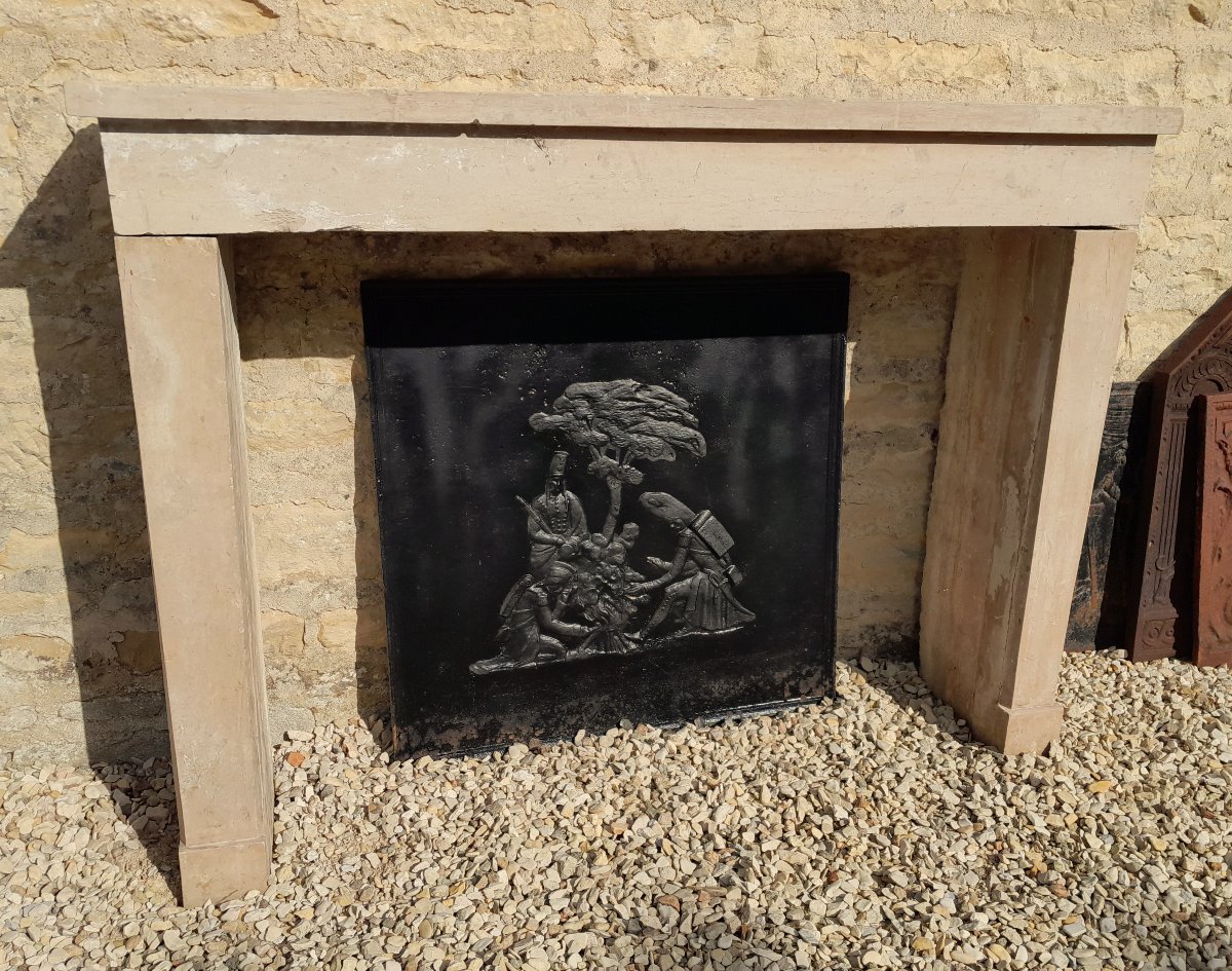 1800 Mantel In Burgundy Stone-photo-2