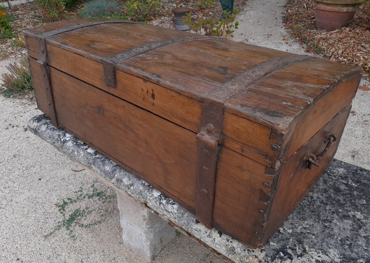 18th-century Travel Chest -photo-4