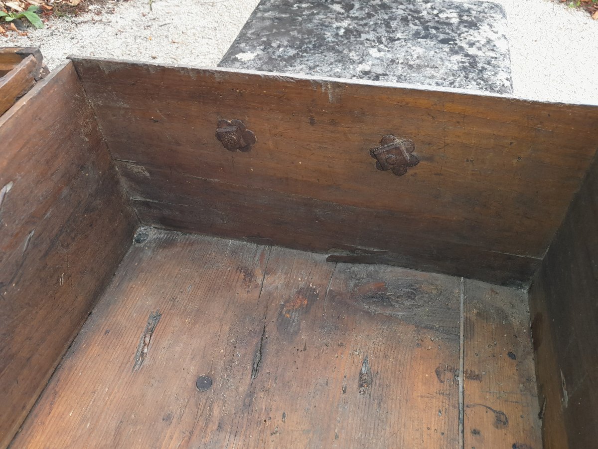 18th-century Travel Chest -photo-7