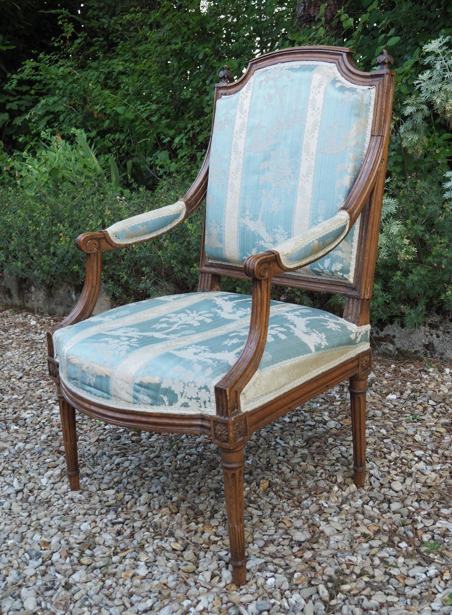 Armchair Louis XVI