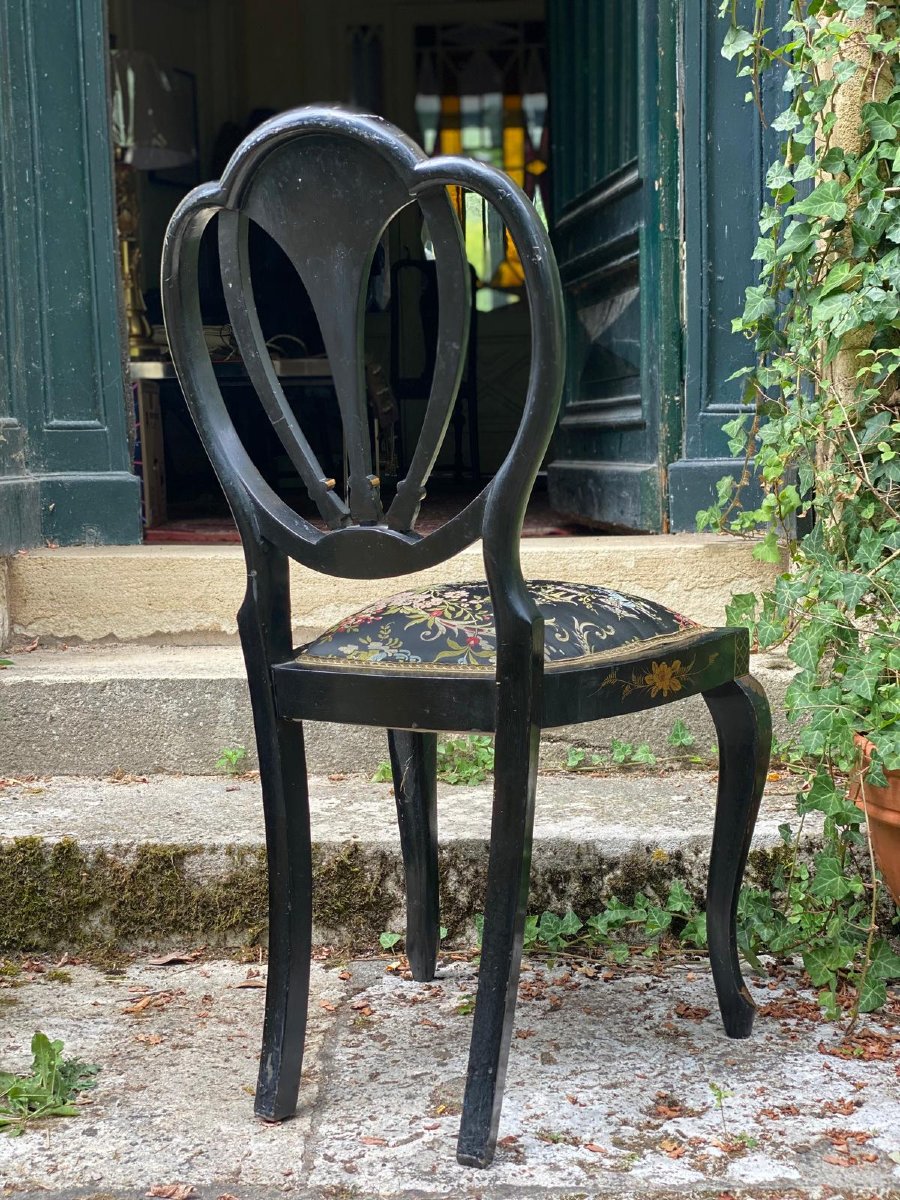 Suite de trois chaises Napoléon III en bois noirci à décor japonisant – XIXe siècle-photo-6