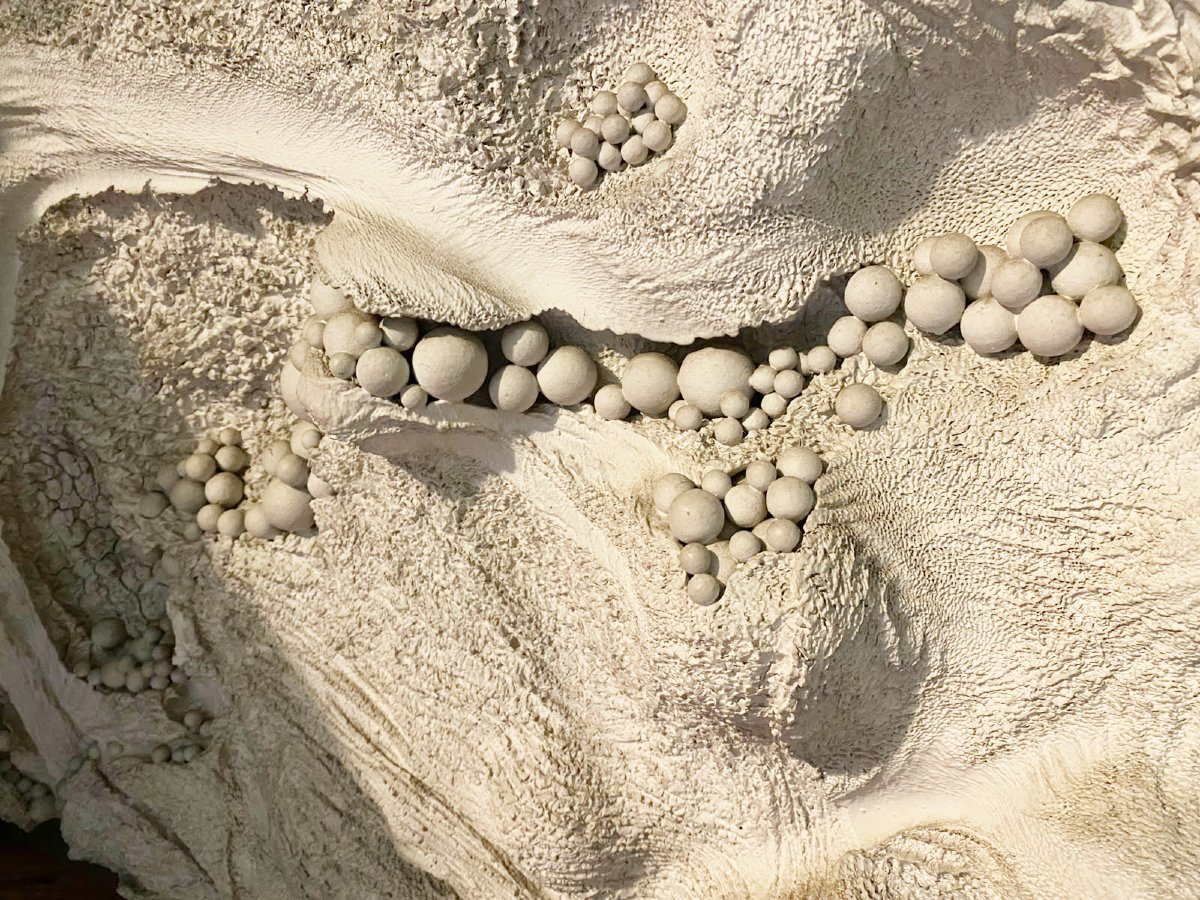 Gérard Simoen (born 1949) – *éclatement Blanc* – Plaster Painting-sculpture – 1972-photo-2